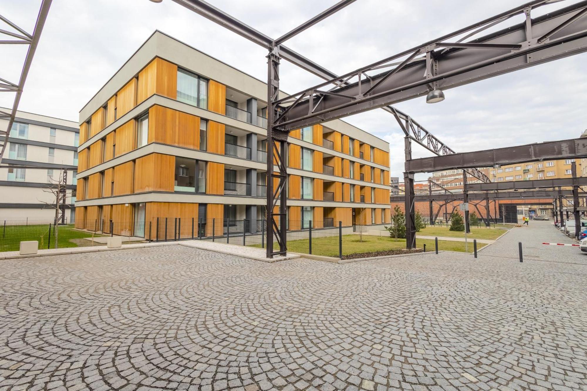 Design - Balcony, Free Parking, Yoga, 10 Mins To Center, By Gravity Praha
