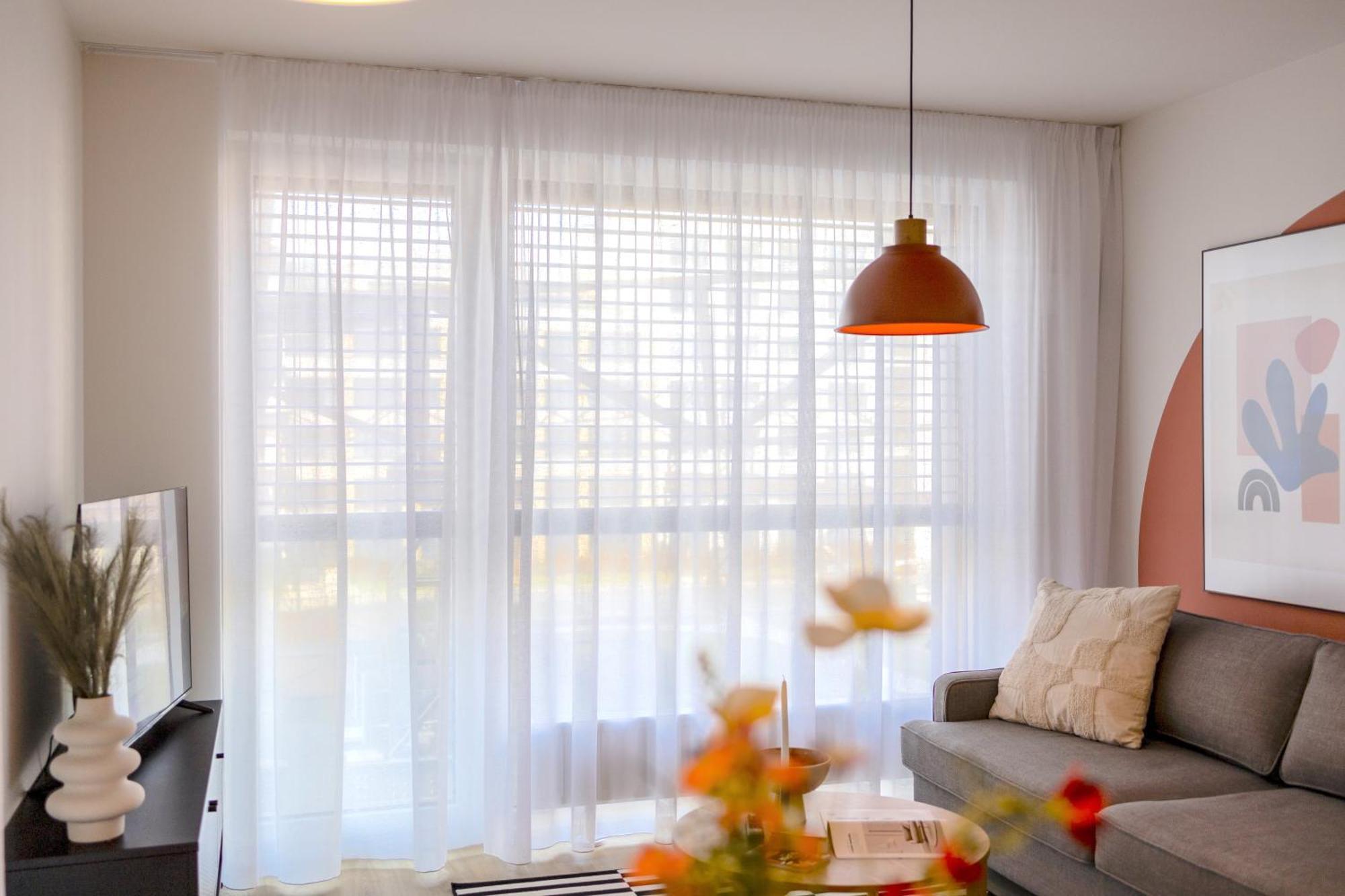 Design - Balcony, Free Parking, Yoga, 10 Mins To Center, By Gravity Apartmán *