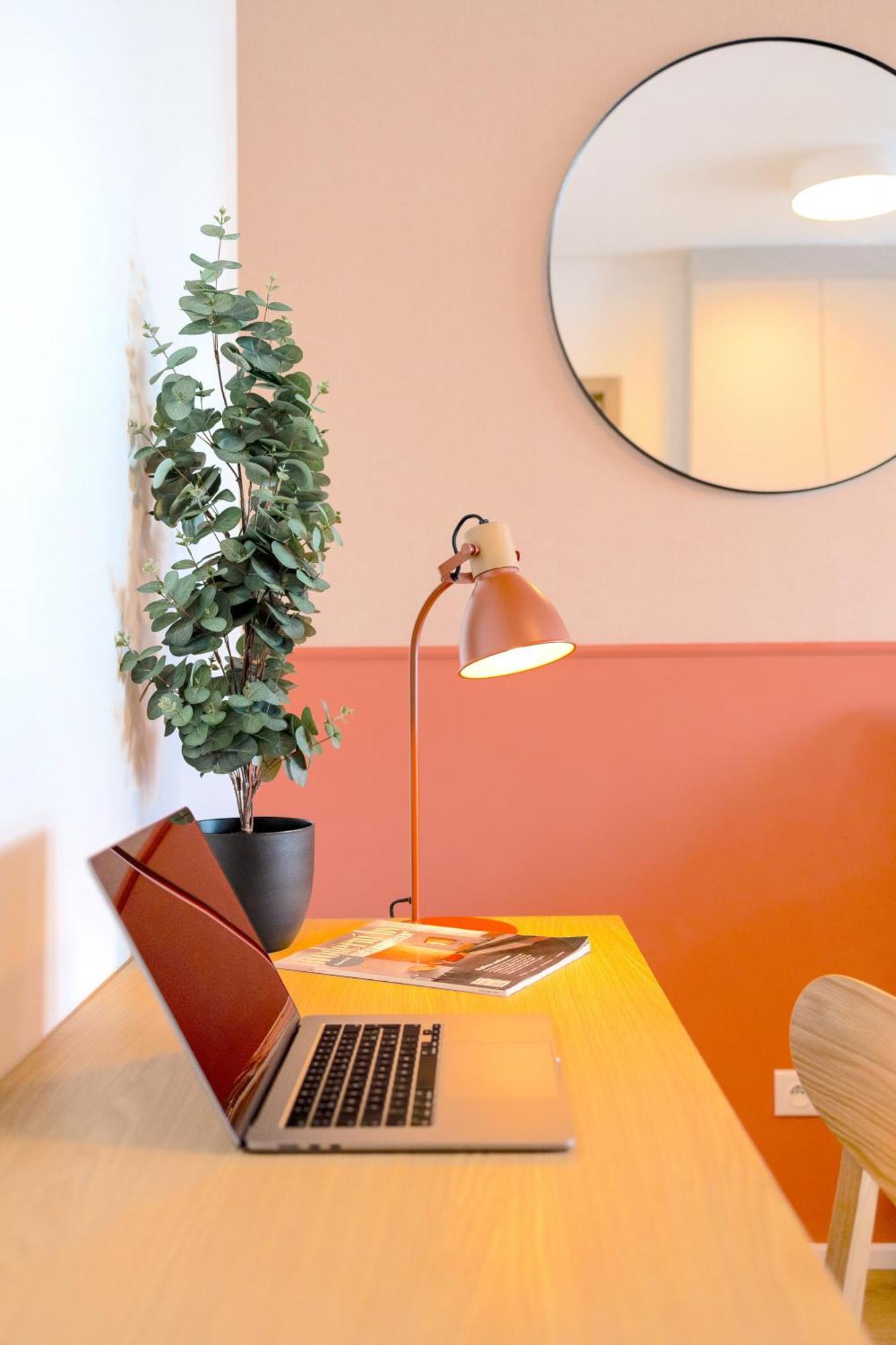 Apartmán Design - Balcony, Free Parking, Yoga, 10 Mins To Center, By Gravity *