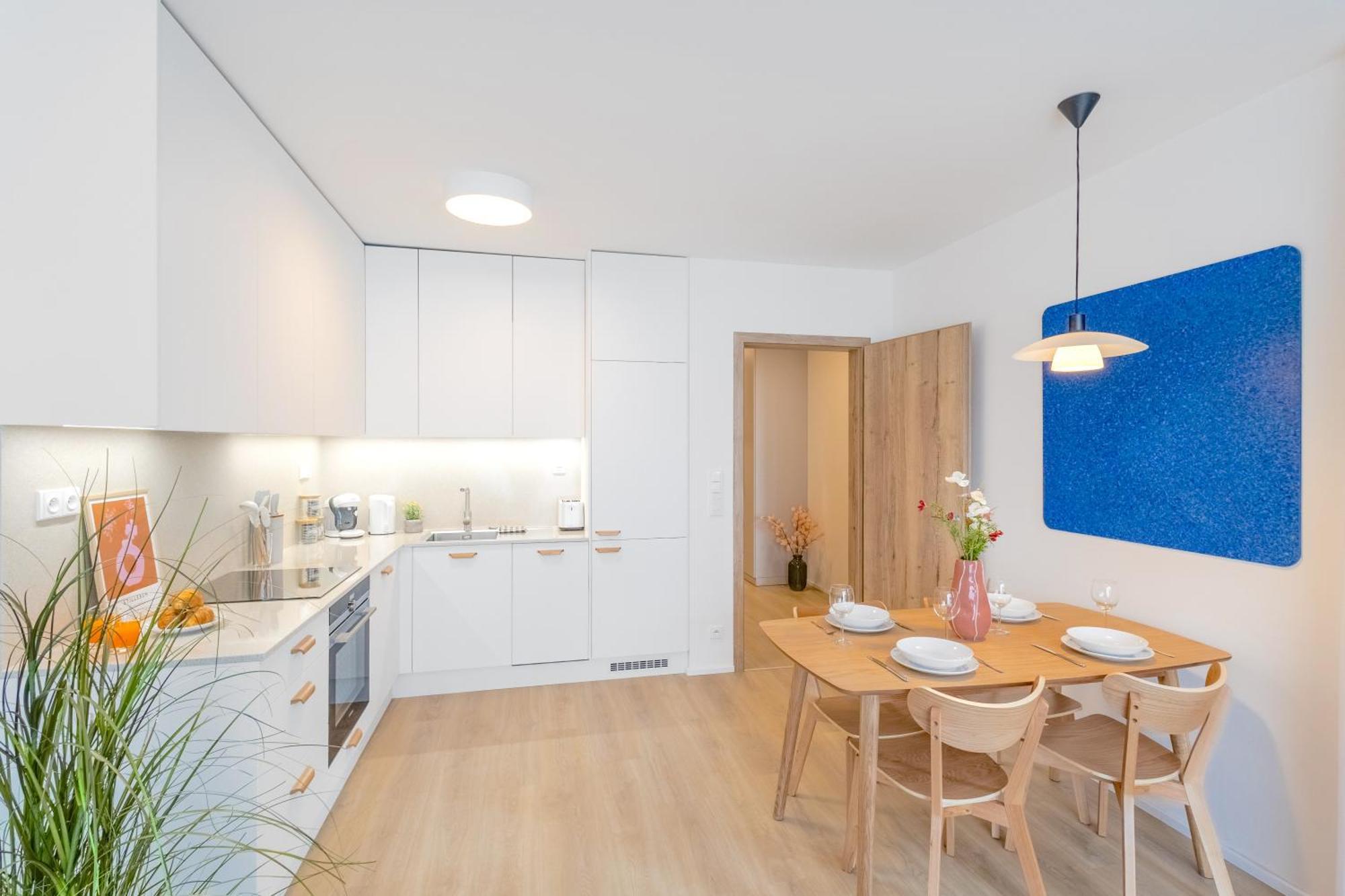 Design - Balcony, Free Parking, Yoga, 10 Mins To Center, By Gravity Apartmán